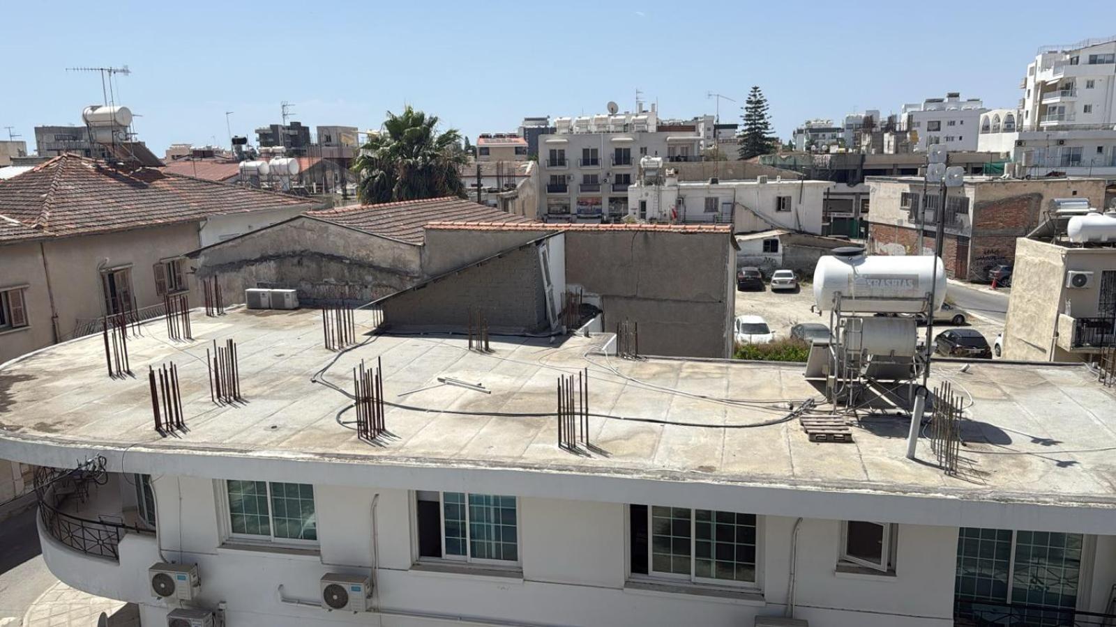 Unique Center Rooms, 150m From Chabad Lubavitch Appartement Larnaca